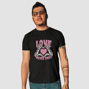Love Never Ends | Amor Gótico – Unissex - Imagem 1